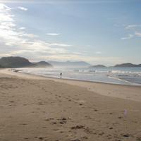 A praia de Juqueí de manhazinha / Früh am morgen, der Strand von Juqueí